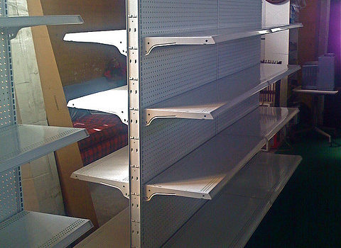 Gondola Vs Traditional Shelving Shelving Is An Essential Item That S Necessary For Just About Any Retail Or Business If You Plan On Ing Physical Products To Customers